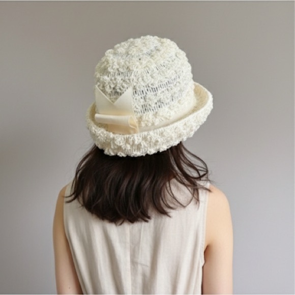 Vintage Accessories - Vintage 60s Popcorn Textured Summer Straw Hat 🇨🇦